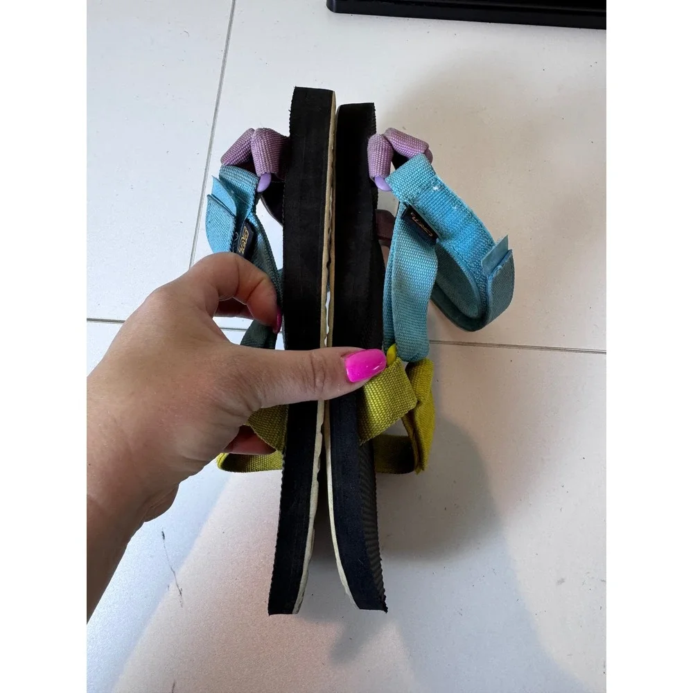 Teva Original Universal Sandals Kids Size 10 Colorblock‎ Adjustable Sporty Retro